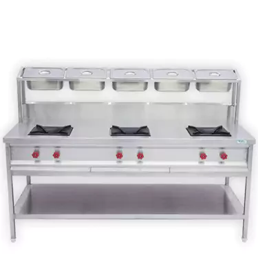 three-burner-range-with-gn-pan